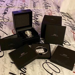 Olympia 10 YR by JBW